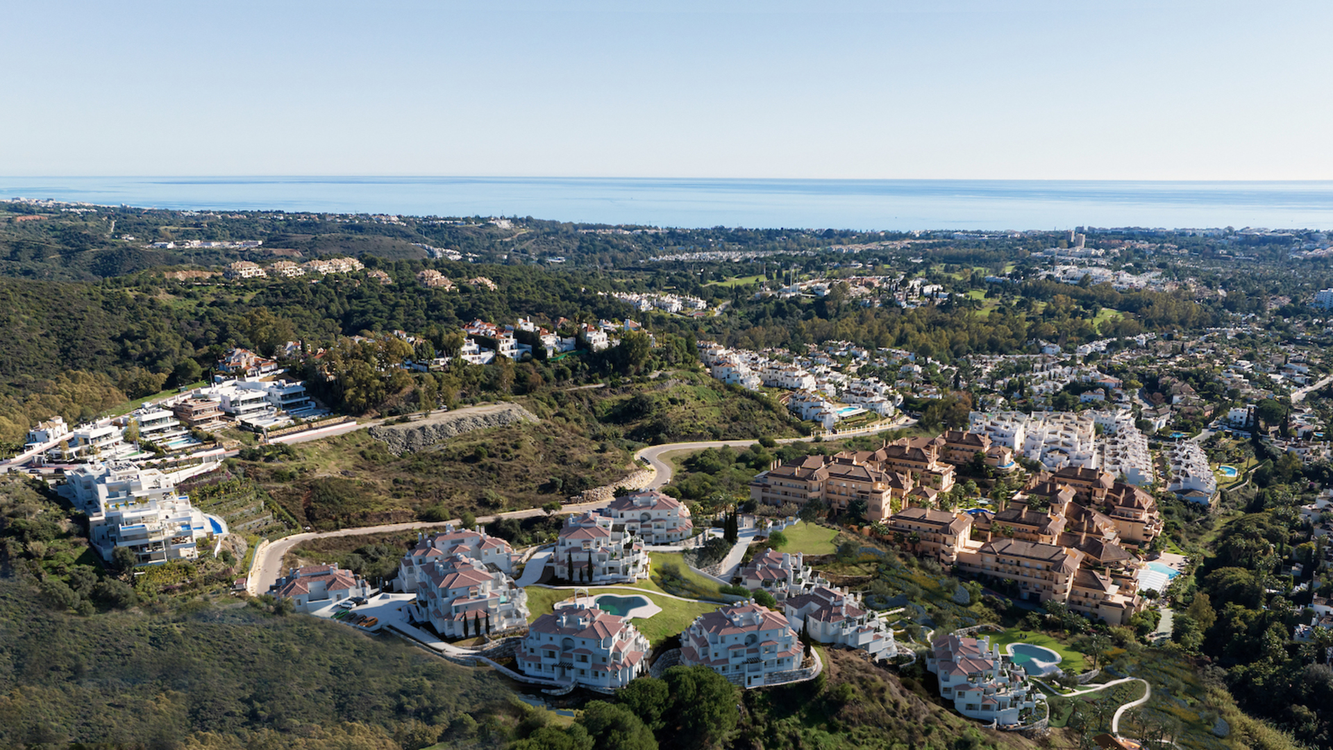 Apartments in der renommierten Gegend Nueva Andalucía mit Meerblick